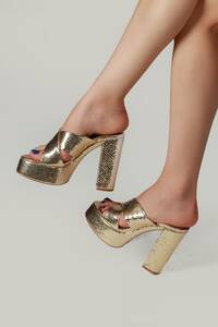 Altın Sarısı  Platform Terlik