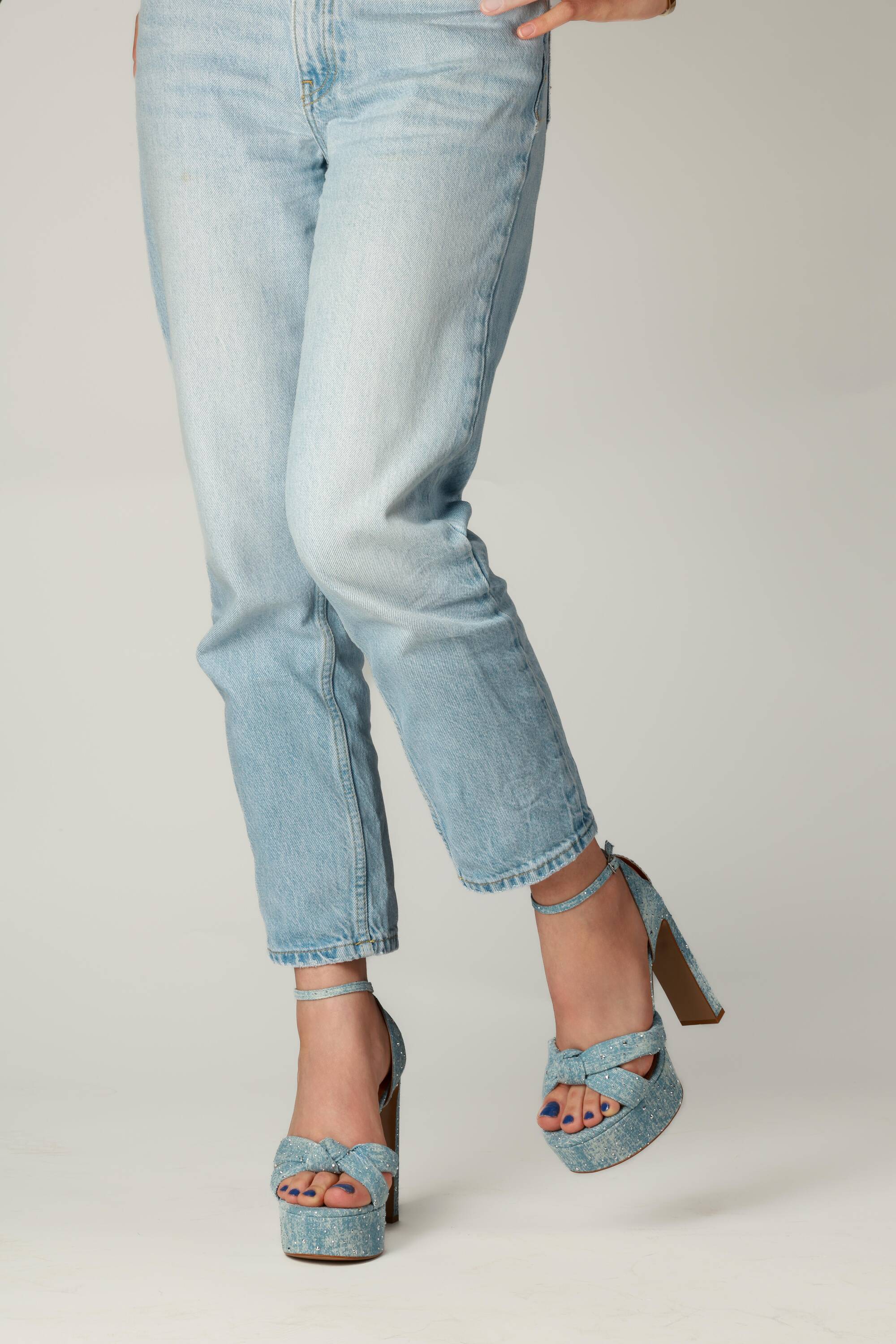 Açık Mavi Taşlı Platform Topuklu Sandalet